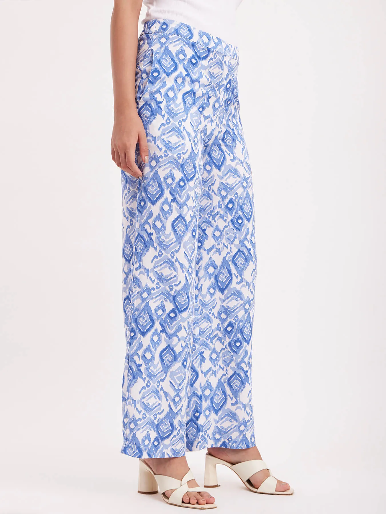 Abstract Print Wide Leg Trousers - White And Blue