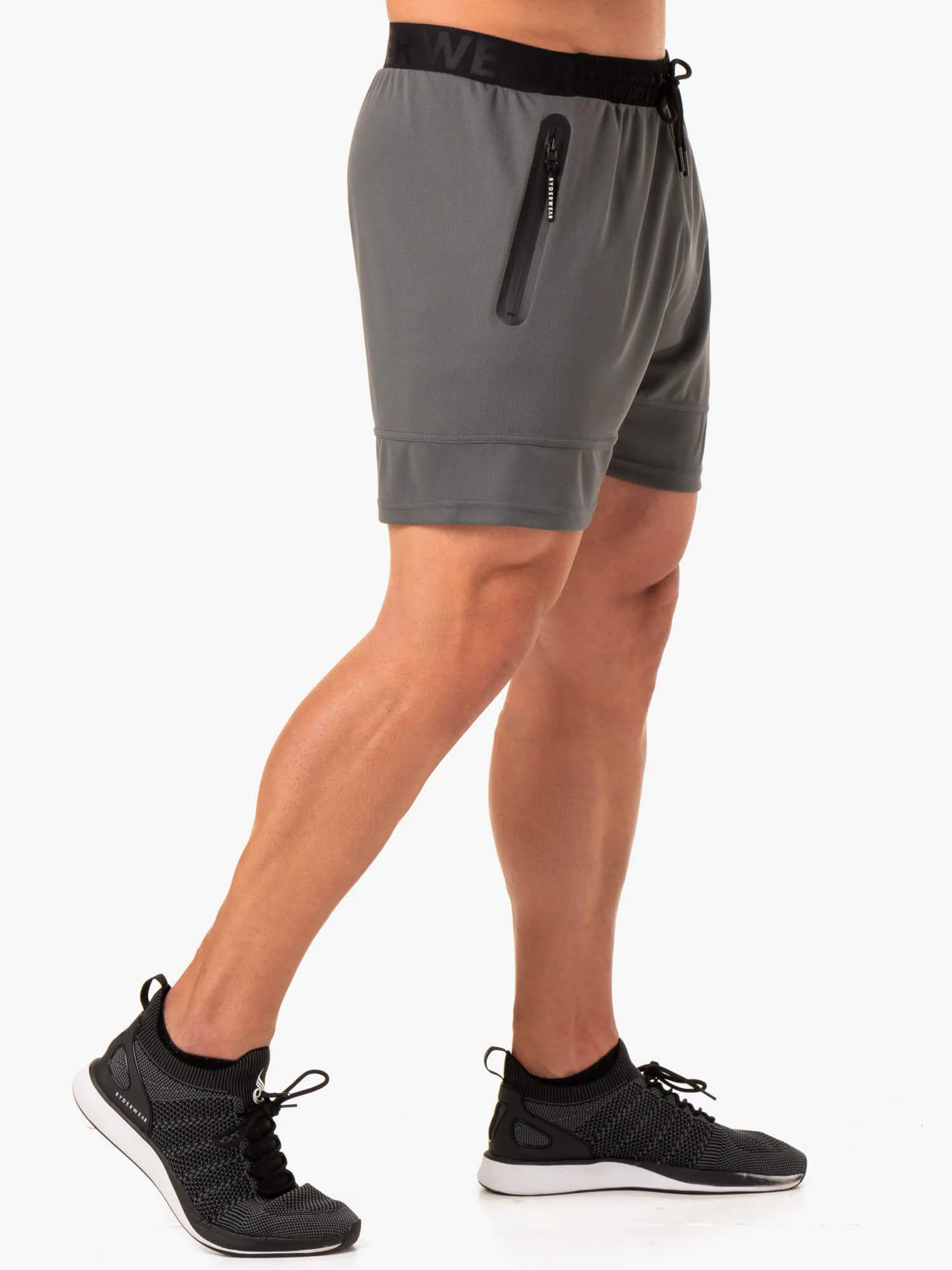 Advance Mesh Short - Charcoal