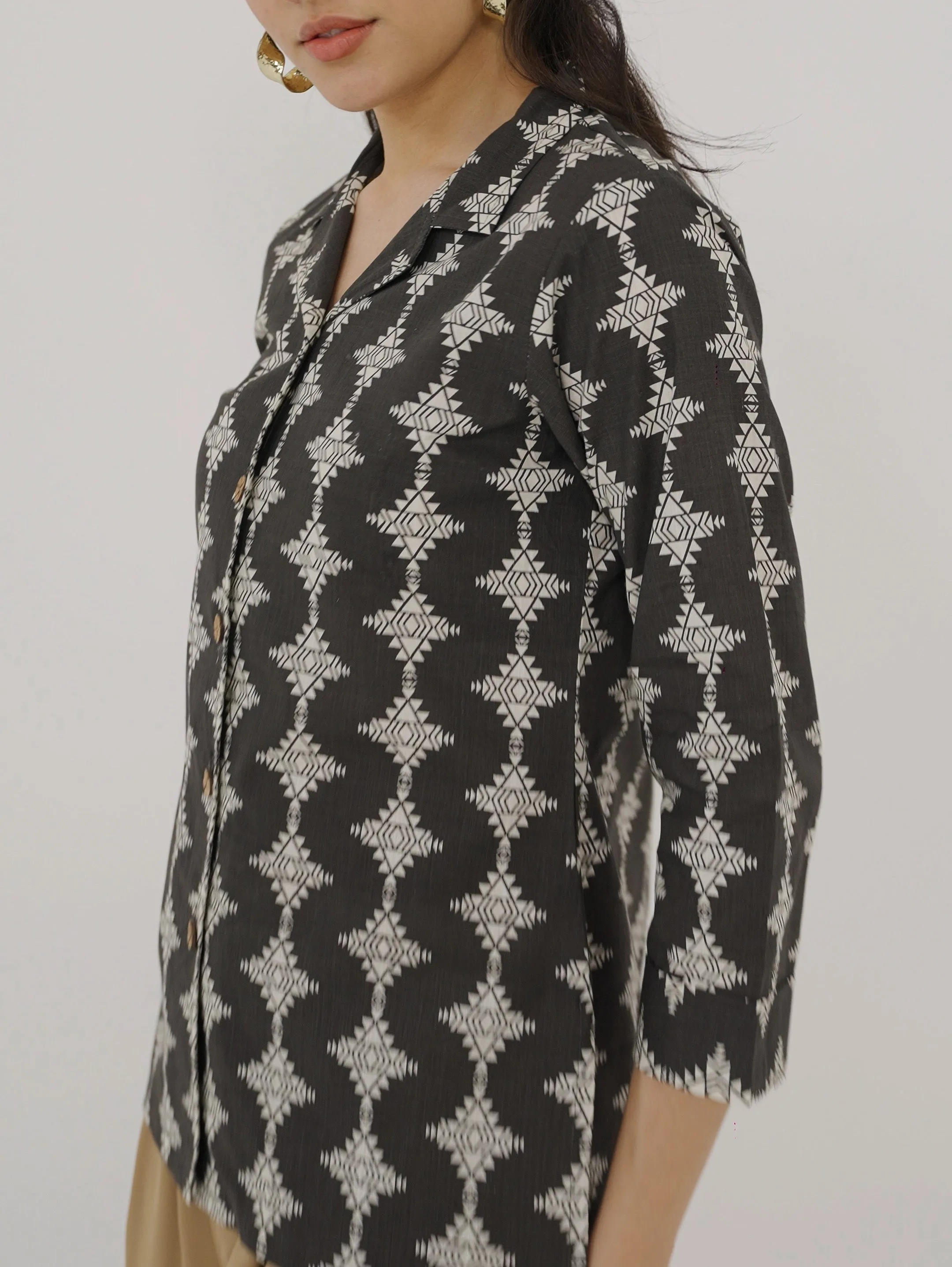 Black Tribal Print Lapel Collar Shirt