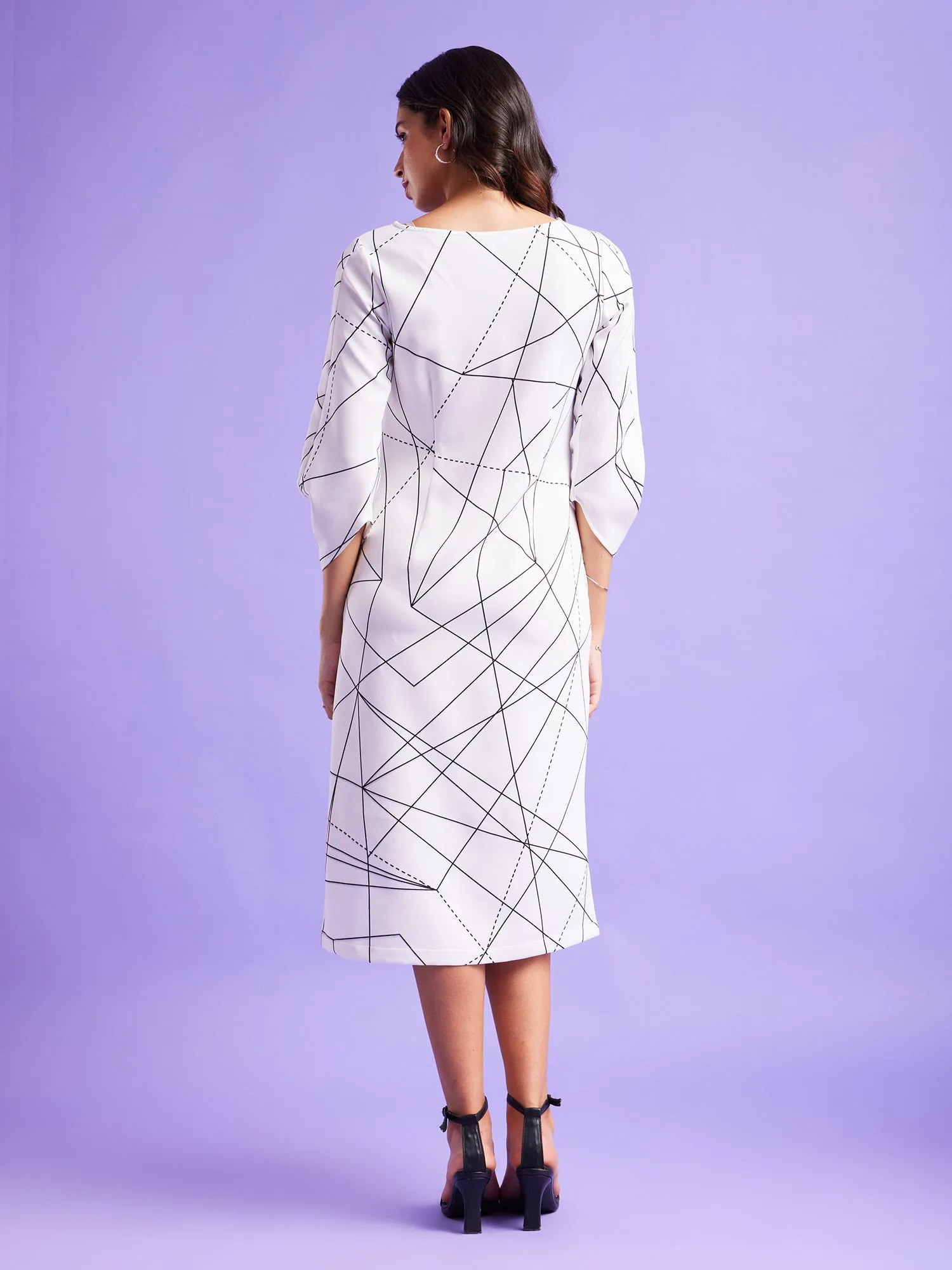 Geometric Print Shift Dress - White And Black